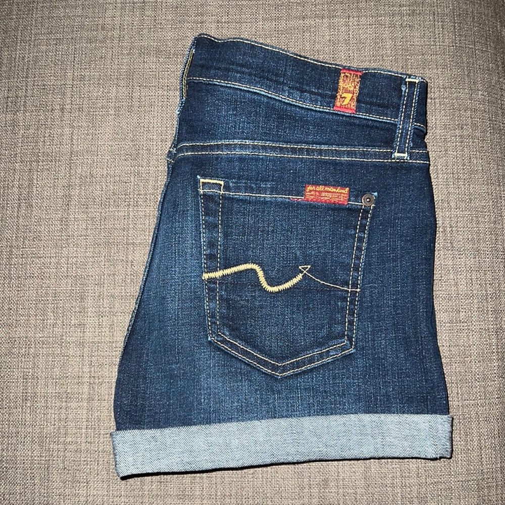 7 For All Mankind 2.5” inseam shorts